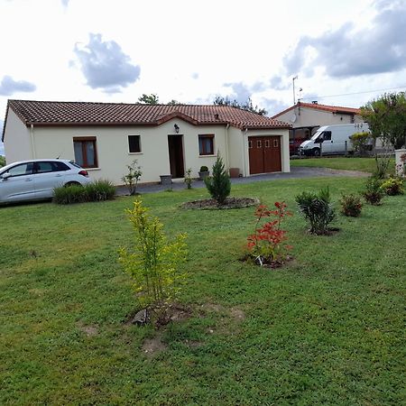 La Belle Maisonette Montmorillon Chambre photo