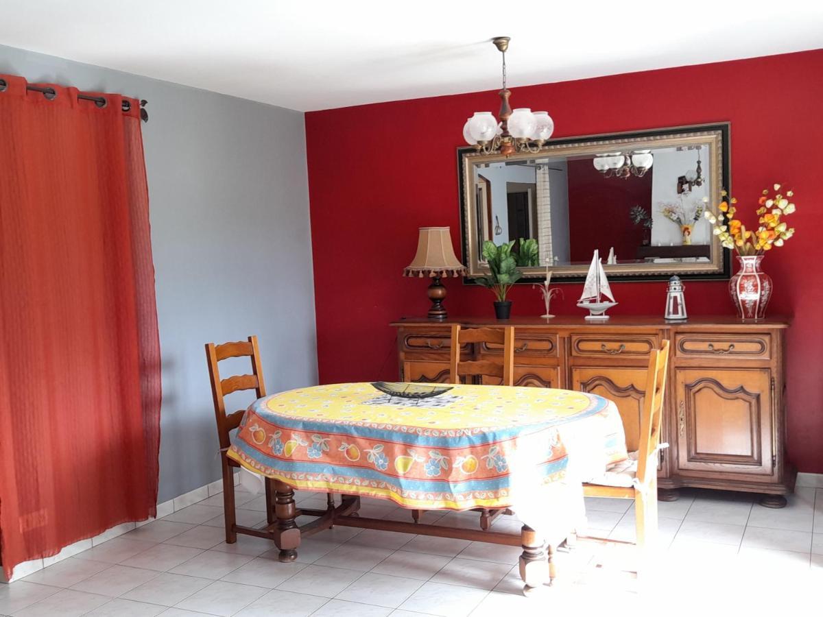 La Belle Maisonette Montmorillon Extérieur photo